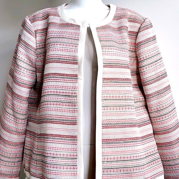 LIZ JORDAN Designer Collection. Melody Jacket, Ivory Peaches. Limited Edition - Picture 5 of 7